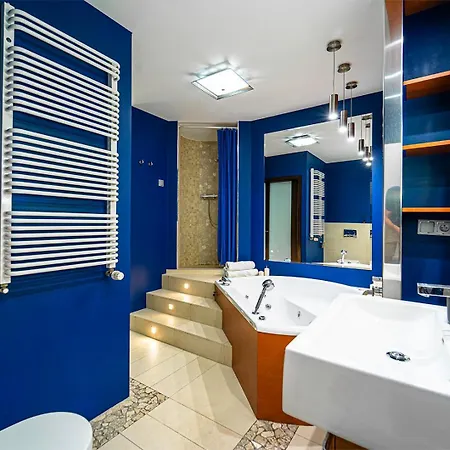 아파트 90m2 Prestige - Parking & Jacuzzi & Aircon By Rentujemy *