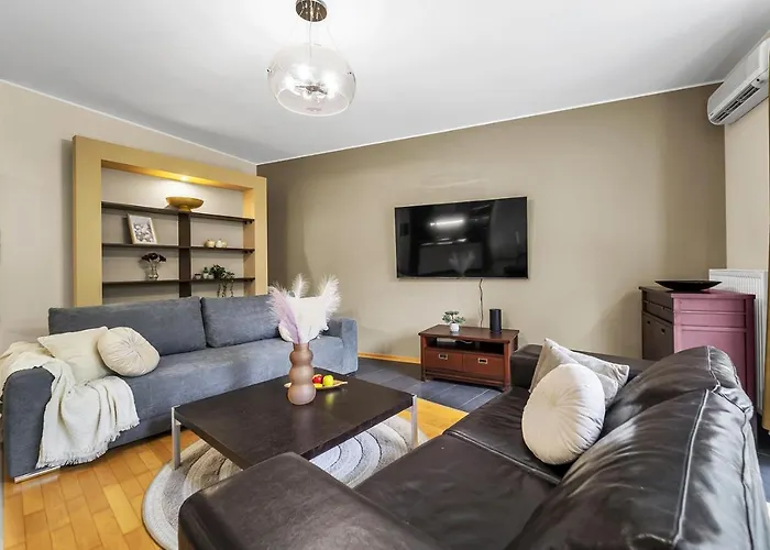 شقة 90m2 Prestige - Parking & Jacuzzi & Aircon By Rentujemy *