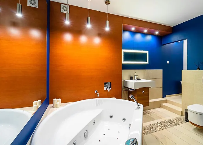 90m2 Prestige - Parking & Jacuzzi & Aircon By Rentujemy