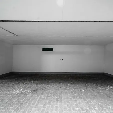 90m2 Prestige - Parking & Jacuzzi & Aircon By Rentujemy Apartment